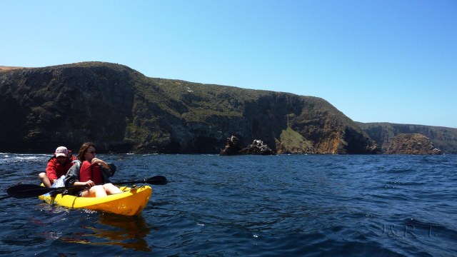 16-sea cave kayaking copy